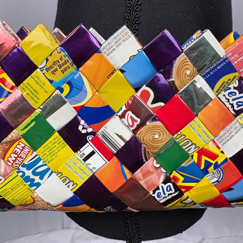 UPCYCLED Handmade Candy Wrapper Multicolored Baguette Bag 90s Y2K - Picture 15 of 16